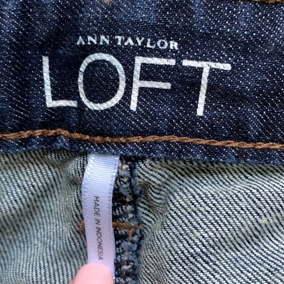 ๐บ 2 for $23 ๐บ LOFT Dark Denim Jean Shorts - Picture 7 of 13